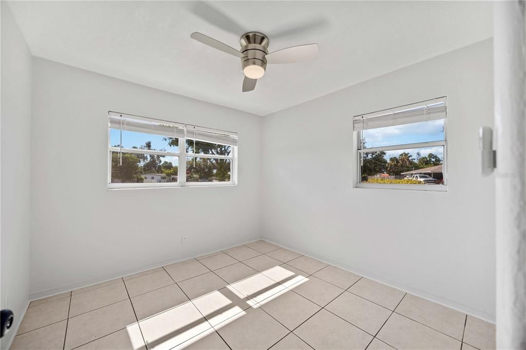 For Sale: $347,500 (4 beds, 2 baths, 1382 Square Feet)