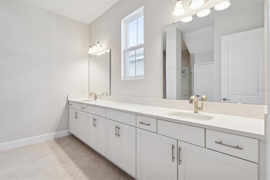 For Sale: $799,990 (4 beds, 4 baths, 3134 Square Feet)