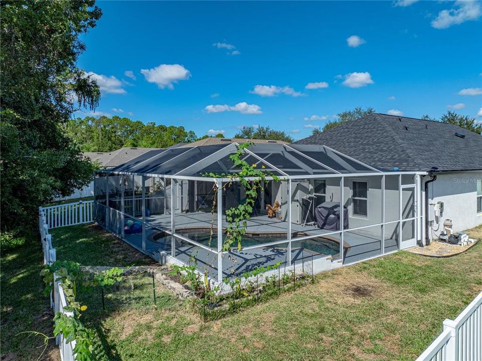 Active With Contract: $489,000 (4 beds, 2 baths, 1956 Square Feet)