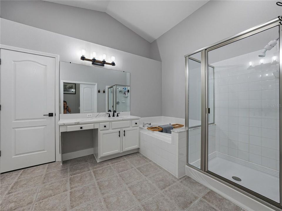 Active With Contract: $489,000 (4 beds, 2 baths, 1956 Square Feet)