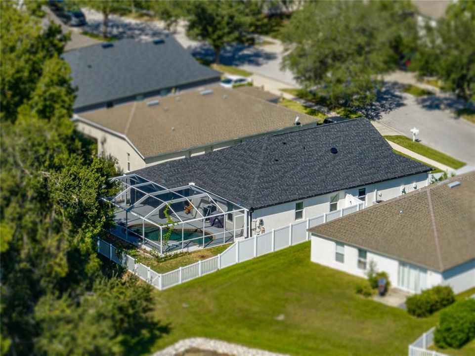 Active With Contract: $489,000 (4 beds, 2 baths, 1956 Square Feet)