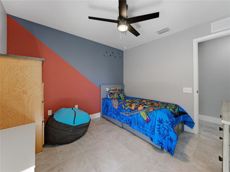 Active With Contract: $489,000 (4 beds, 2 baths, 1956 Square Feet)