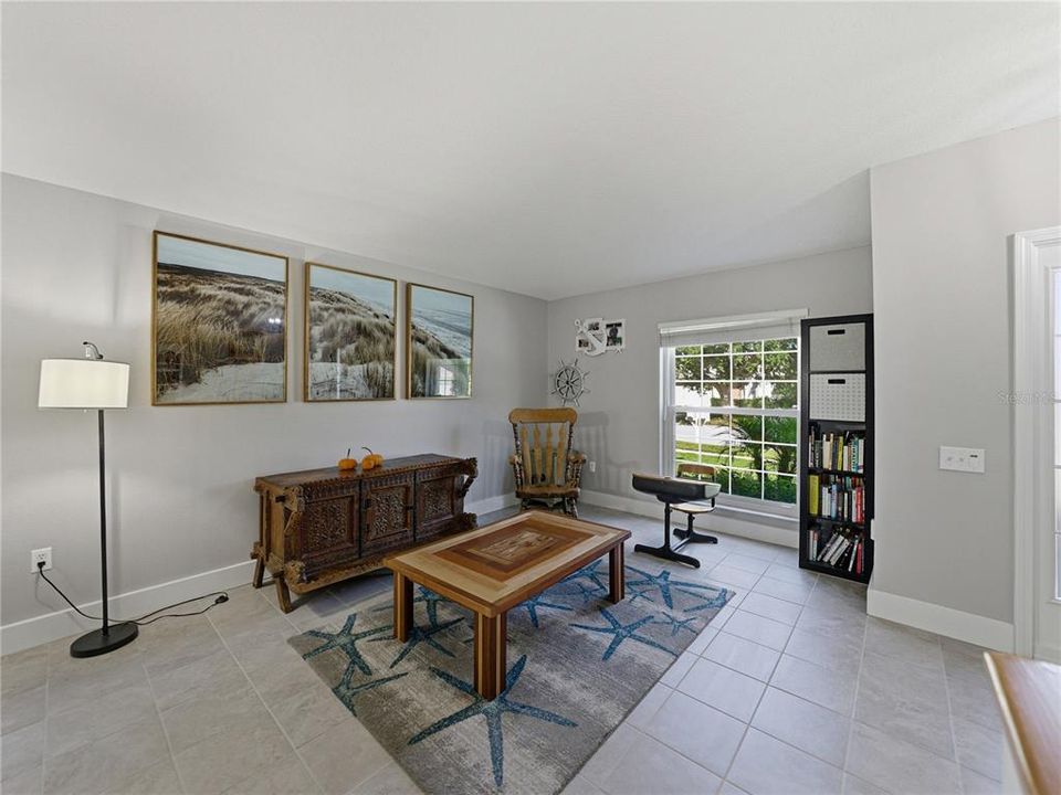 Active With Contract: $489,000 (4 beds, 2 baths, 1956 Square Feet)