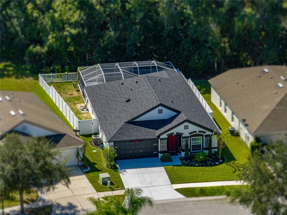 Active With Contract: $489,000 (4 beds, 2 baths, 1956 Square Feet)