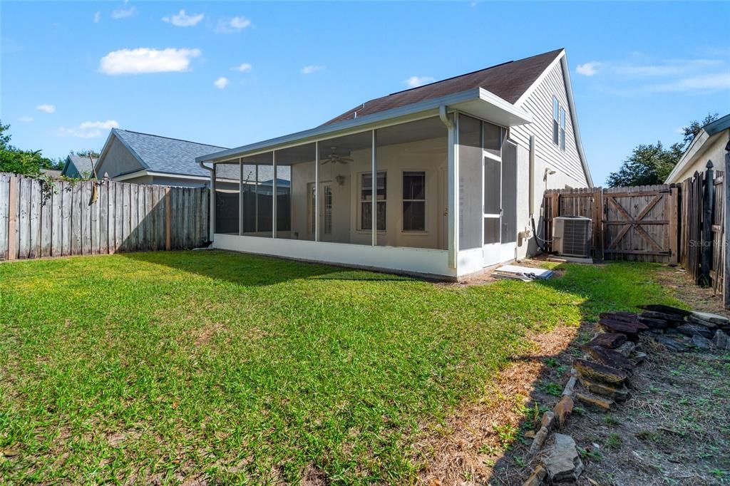 En Venta: $299,000 (4 camas, 2 baños, 1397 Pies cuadrados)