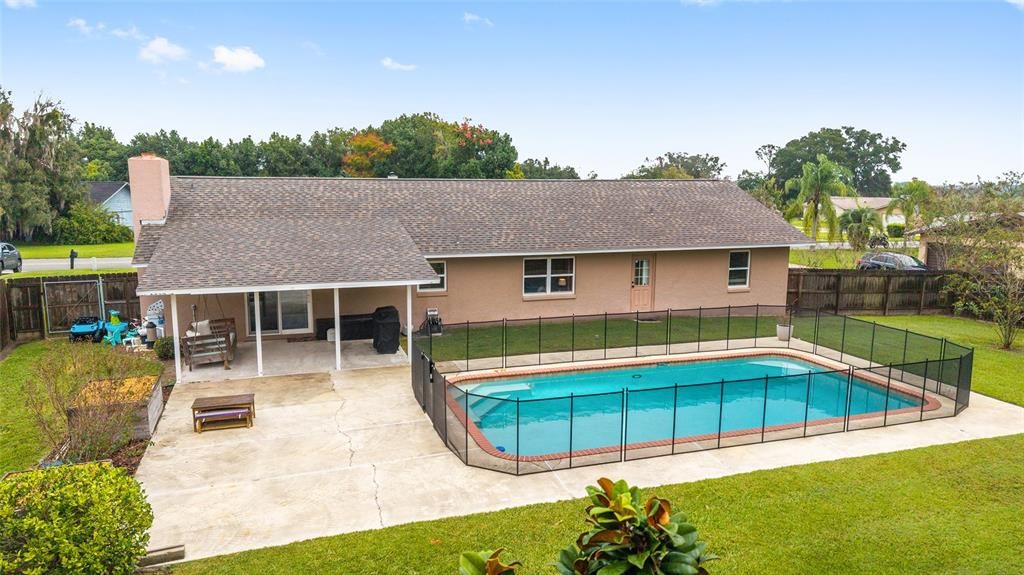 Active With Contract: $339,900 (3 beds, 2 baths, 1748 Square Feet)