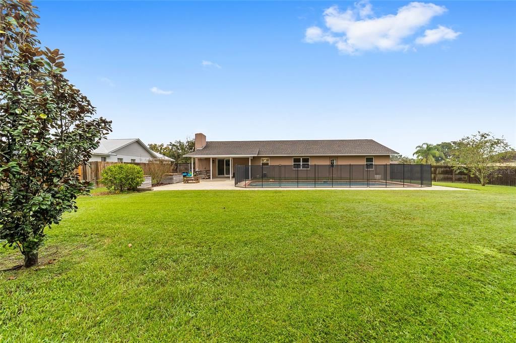 Active With Contract: $339,900 (3 beds, 2 baths, 1748 Square Feet)