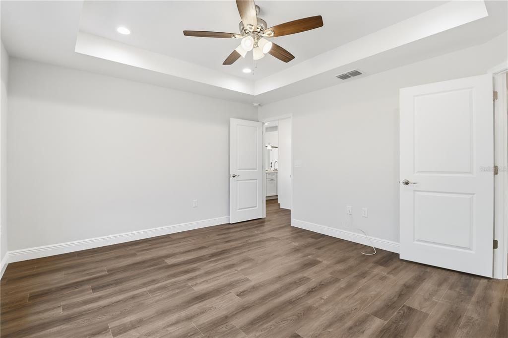 For Sale: $519,000 (4 beds, 3 baths, 2090 Square Feet)