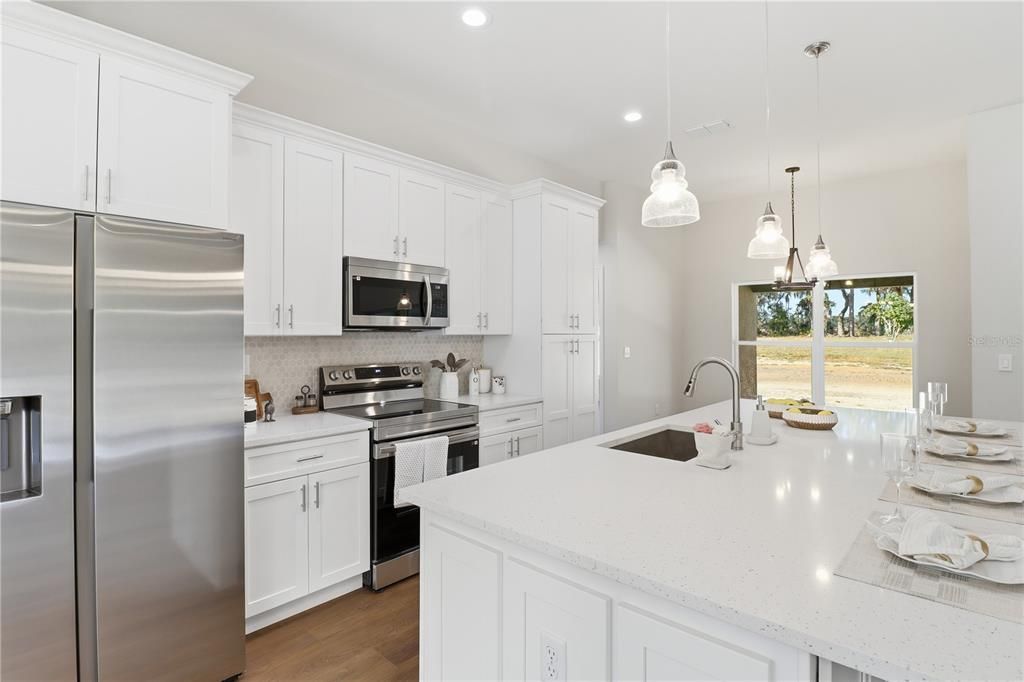 For Sale: $519,000 (4 beds, 3 baths, 2090 Square Feet)