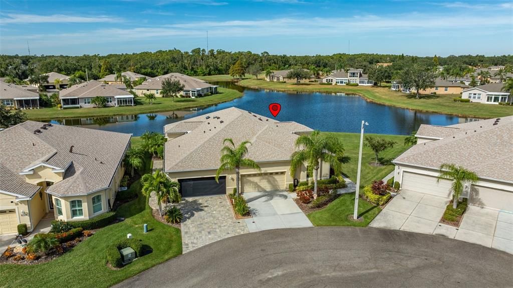 合同活跃: $374,900 (2 贝兹, 2 浴室, 1982 平方英尺)