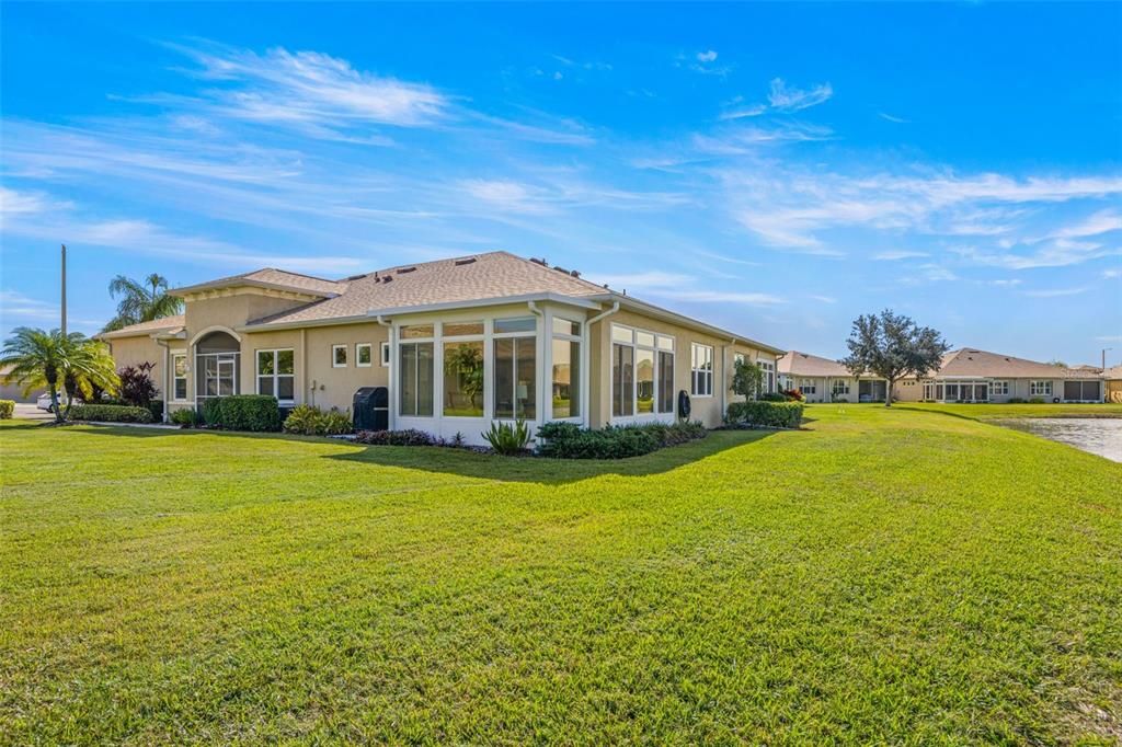 合同活跃: $374,900 (2 贝兹, 2 浴室, 1982 平方英尺)