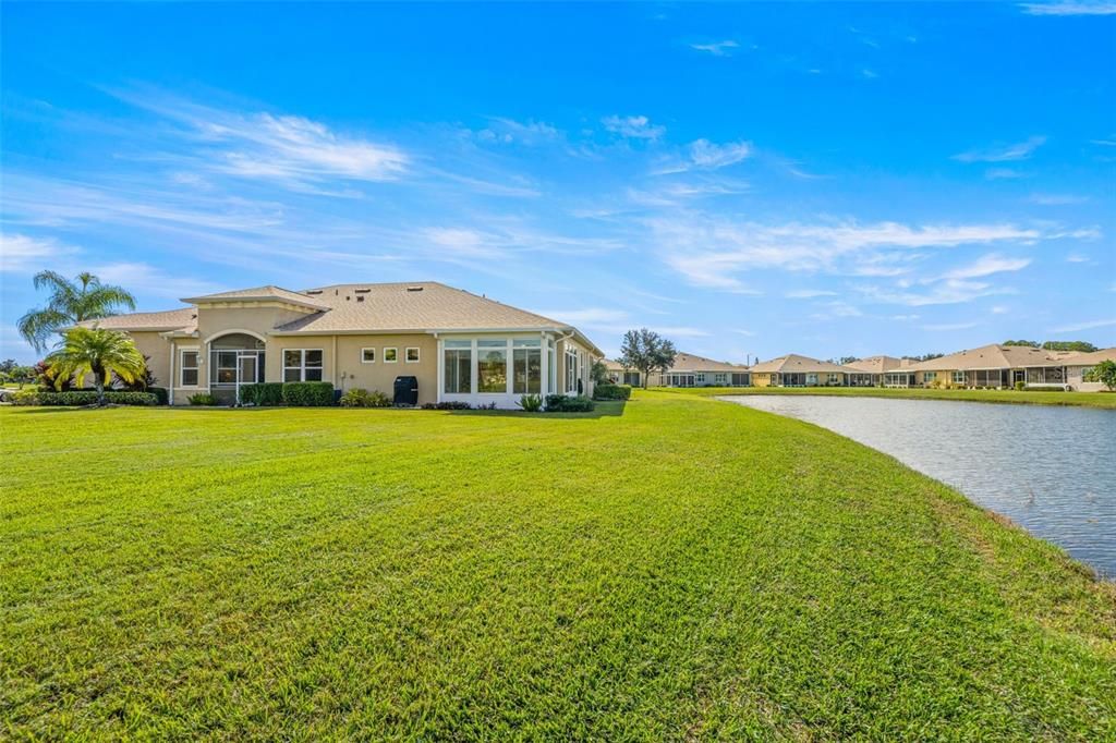 合同活跃: $374,900 (2 贝兹, 2 浴室, 1982 平方英尺)