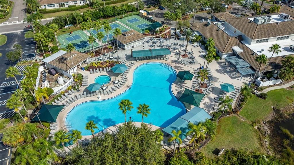 合同活跃: $374,900 (2 贝兹, 2 浴室, 1982 平方英尺)