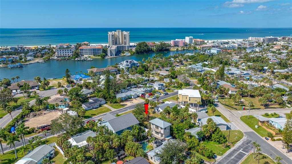 待售: $331,000 (0.16 acres)