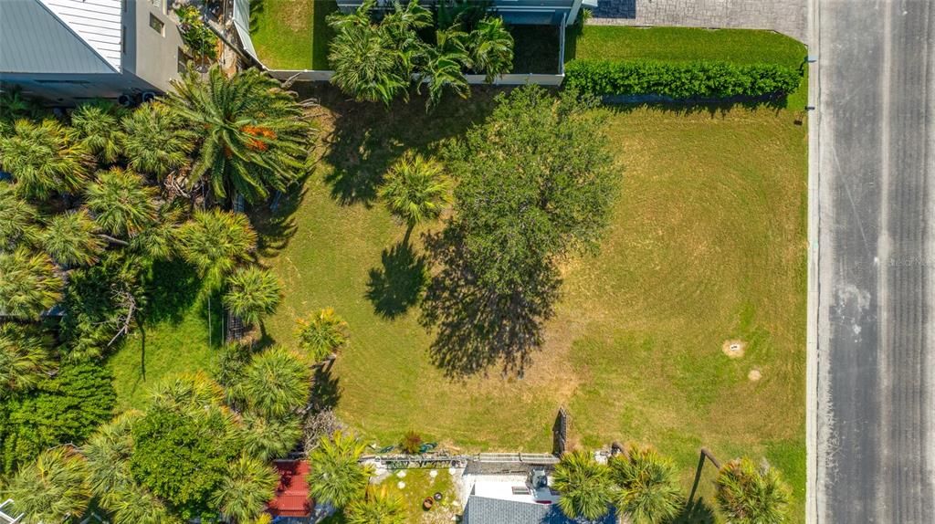 待售: $331,000 (0.16 acres)