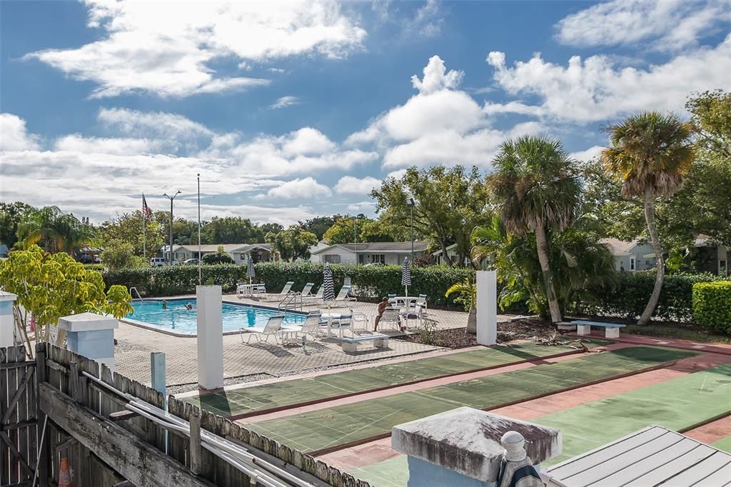 For Sale: $137,000 (2 beds, 2 baths, 888 Square Feet)