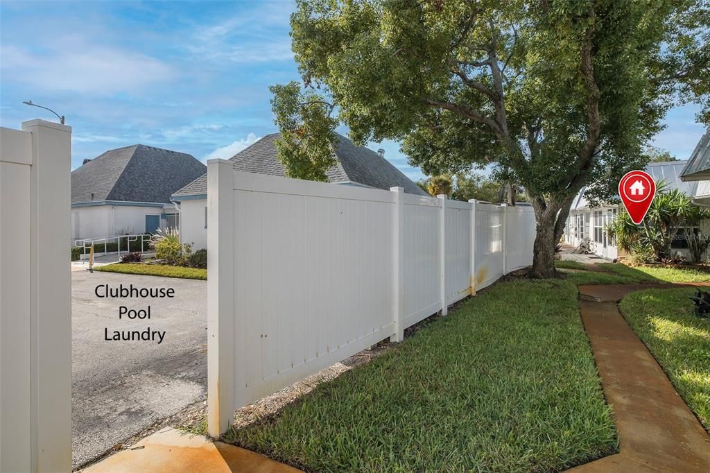 For Sale: $137,000 (2 beds, 2 baths, 888 Square Feet)