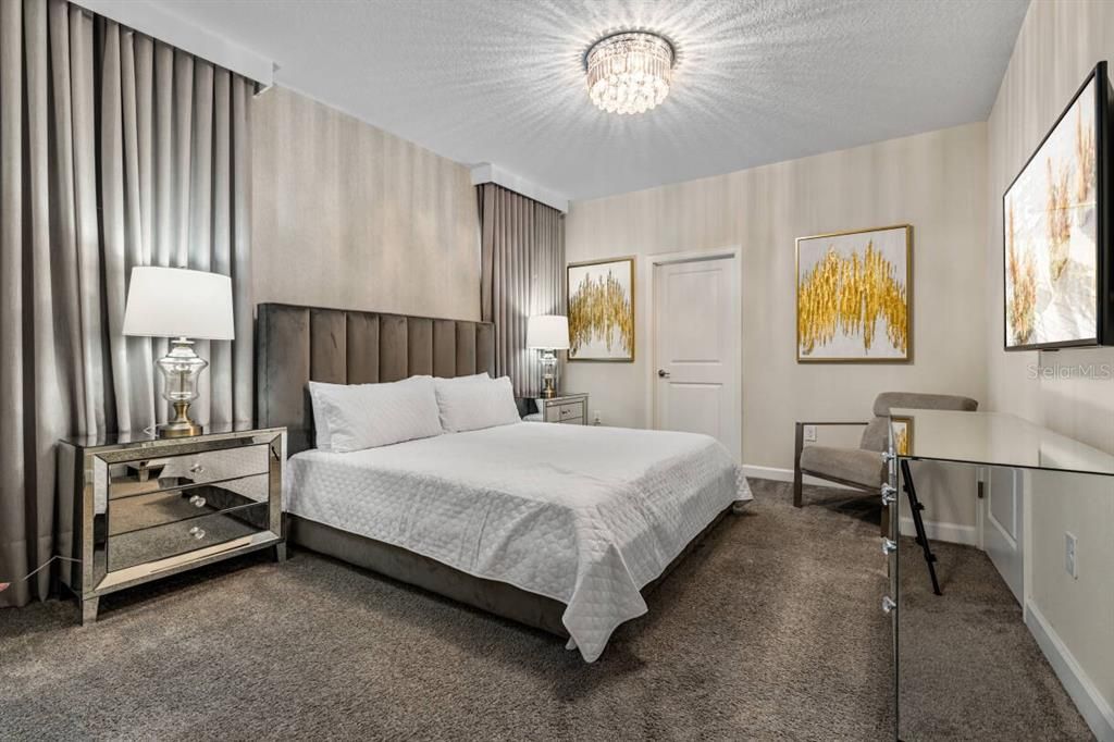 待售: $1,200,000 (8 贝兹, 5 浴室, 4289 平方英尺)