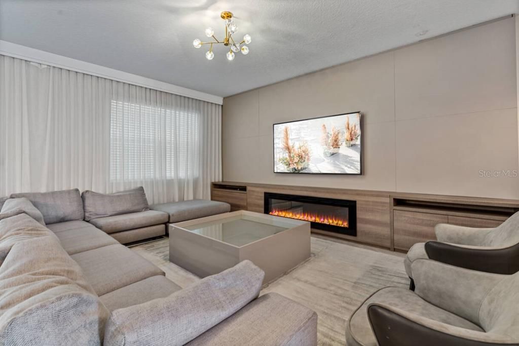 待售: $1,200,000 (8 贝兹, 5 浴室, 4289 平方英尺)