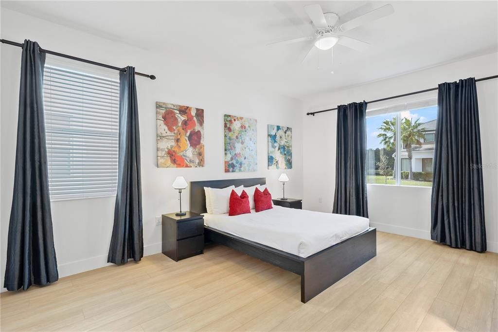 На продажу: $676,999 (6 спален, 6 ванн, 3451 Квадратных фут)