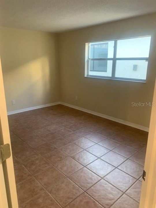 待售: $229,000 (1 贝兹, 1 浴室, 595 平方英尺)