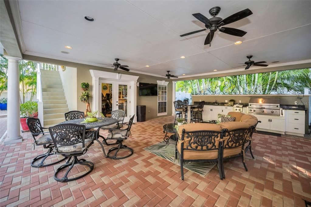 For Sale: $1,425,000 (5 beds, 3 baths, 3316 Square Feet)