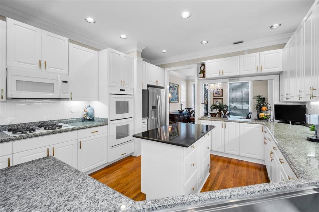 For Sale: $1,425,000 (5 beds, 3 baths, 3316 Square Feet)