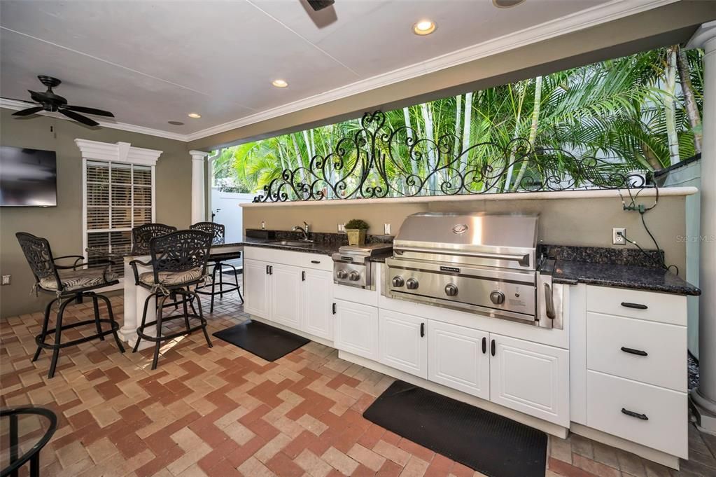 For Sale: $1,425,000 (5 beds, 3 baths, 3316 Square Feet)