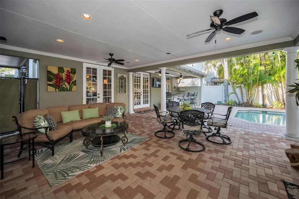 For Sale: $1,425,000 (5 beds, 3 baths, 3316 Square Feet)