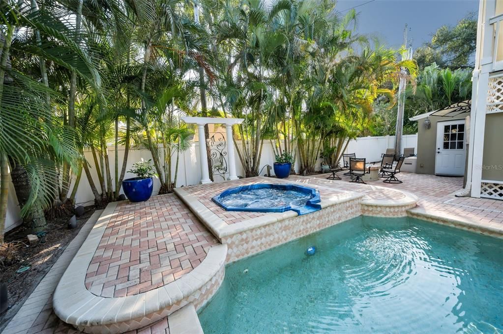 For Sale: $1,425,000 (5 beds, 3 baths, 3316 Square Feet)