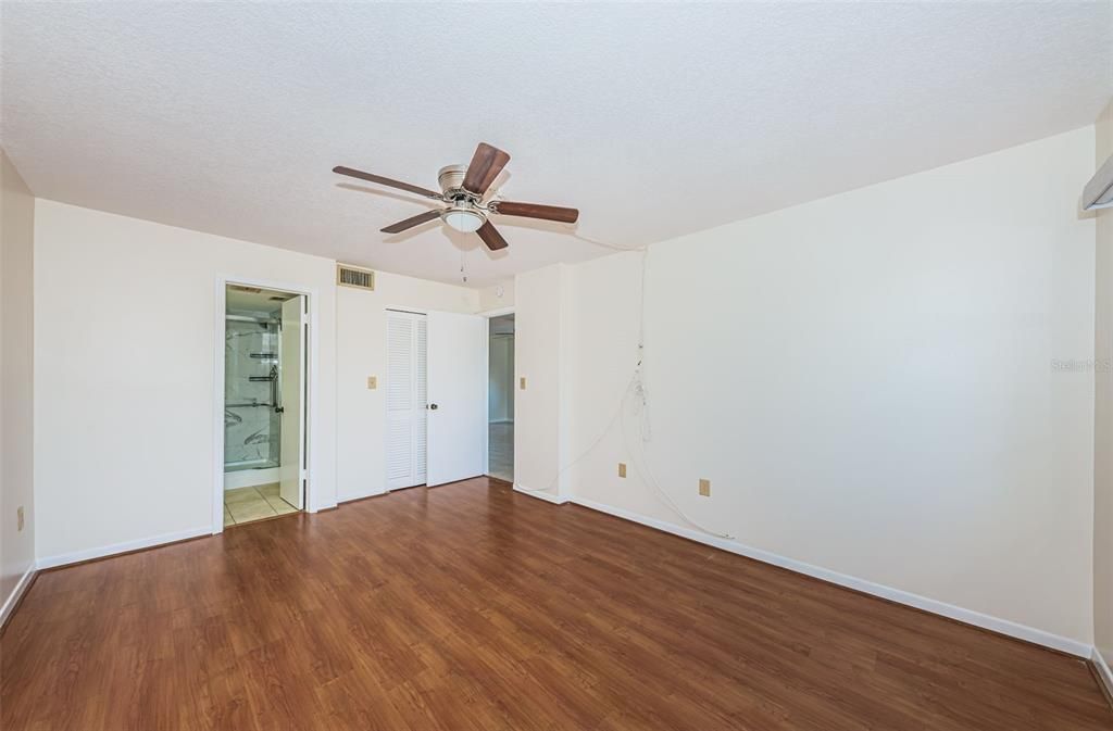 En Venta: $168,000 (2 camas, 2 baños, 1125 Pies cuadrados)