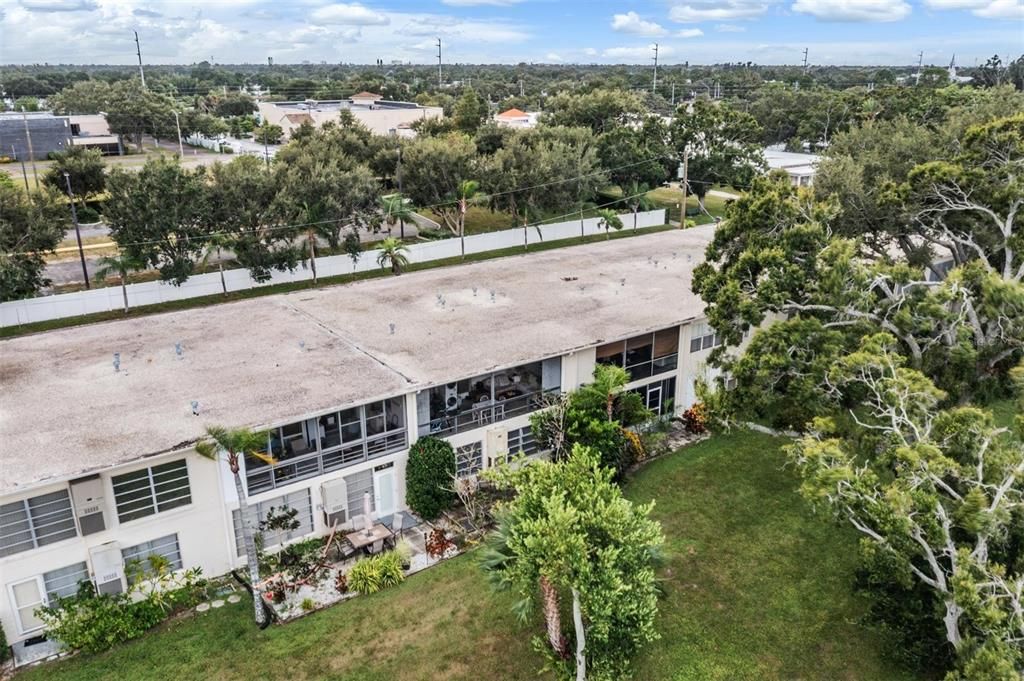 For Sale: $119,000 (2 beds, 1 baths, 875 Square Feet)