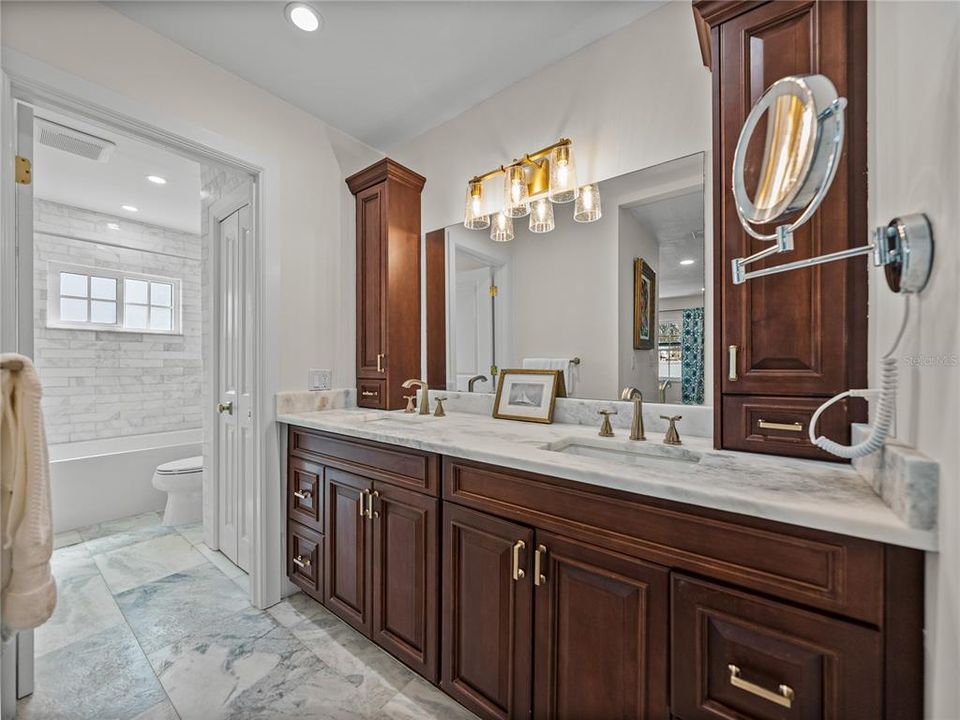 For Rent: $15,500 (4 beds, 3 baths, 2702 Square Feet)