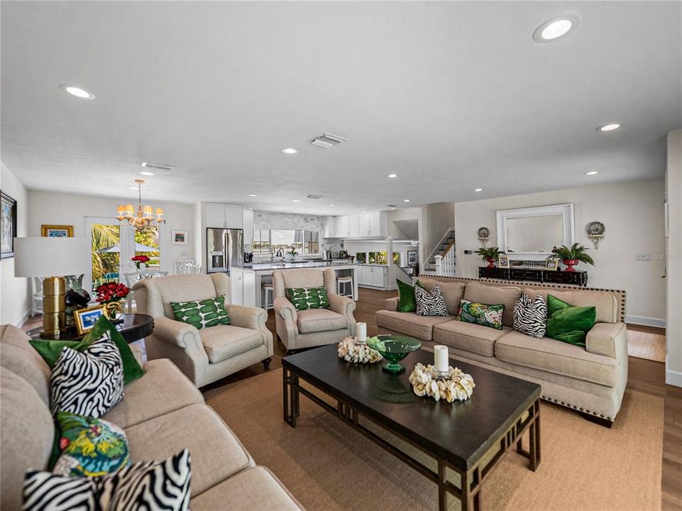 For Rent: $15,500 (4 beds, 3 baths, 2702 Square Feet)