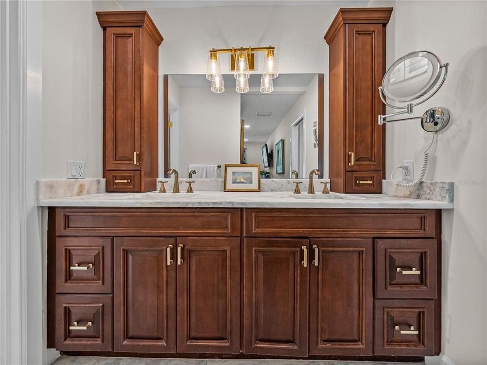 For Rent: $15,500 (4 beds, 3 baths, 2702 Square Feet)