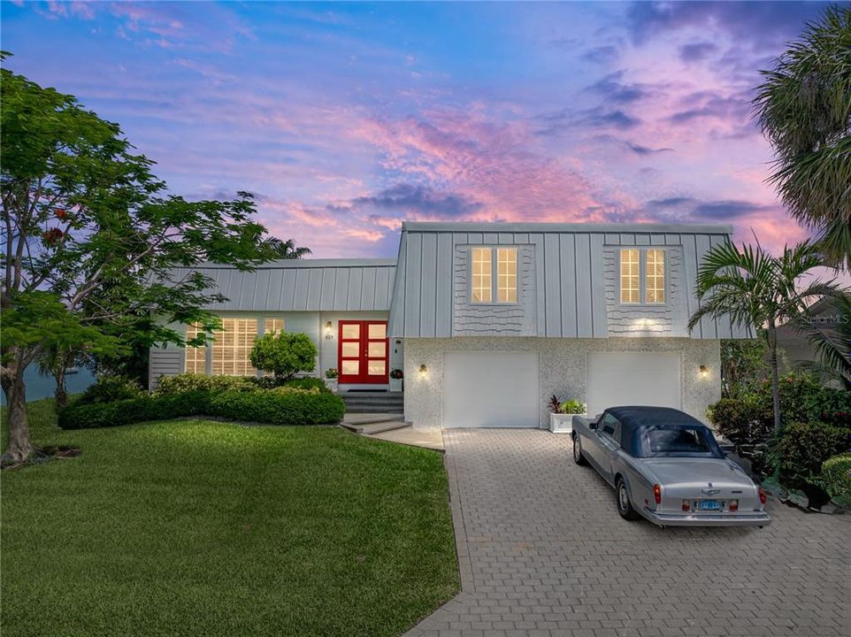 For Rent: $15,500 (4 beds, 3 baths, 2702 Square Feet)