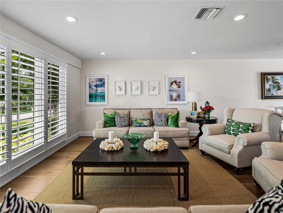 For Rent: $15,500 (4 beds, 3 baths, 2702 Square Feet)