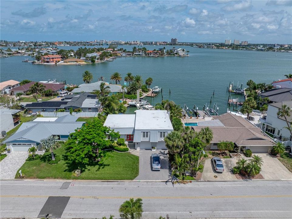 For Rent: $15,500 (4 beds, 3 baths, 2702 Square Feet)