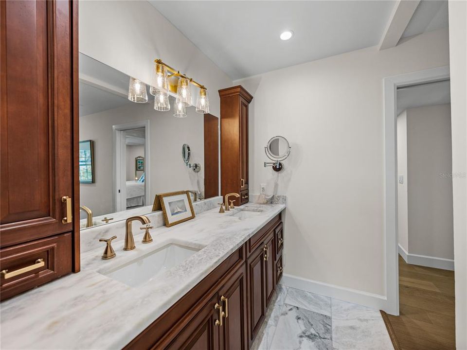 For Rent: $15,500 (4 beds, 3 baths, 2702 Square Feet)