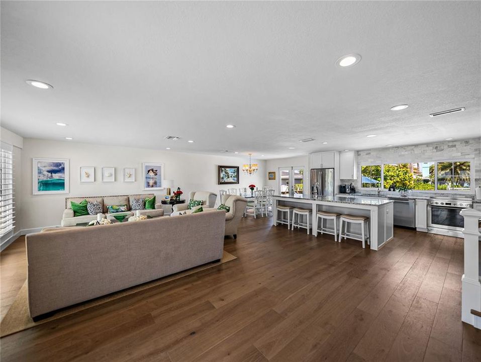 For Rent: $15,500 (4 beds, 3 baths, 2702 Square Feet)