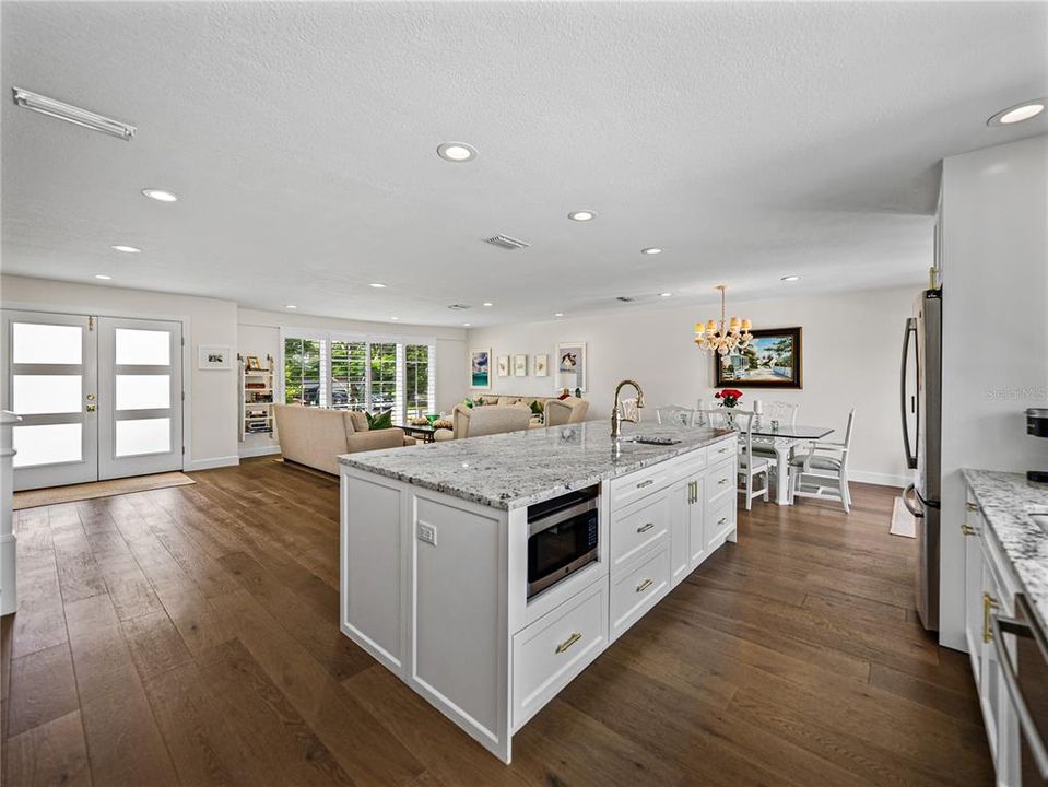 For Rent: $15,500 (4 beds, 3 baths, 2702 Square Feet)