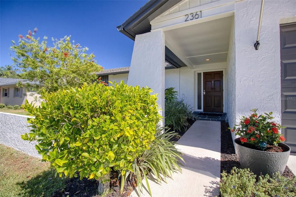 For Sale: $579,000 (3 beds, 2 baths, 1481 Square Feet)