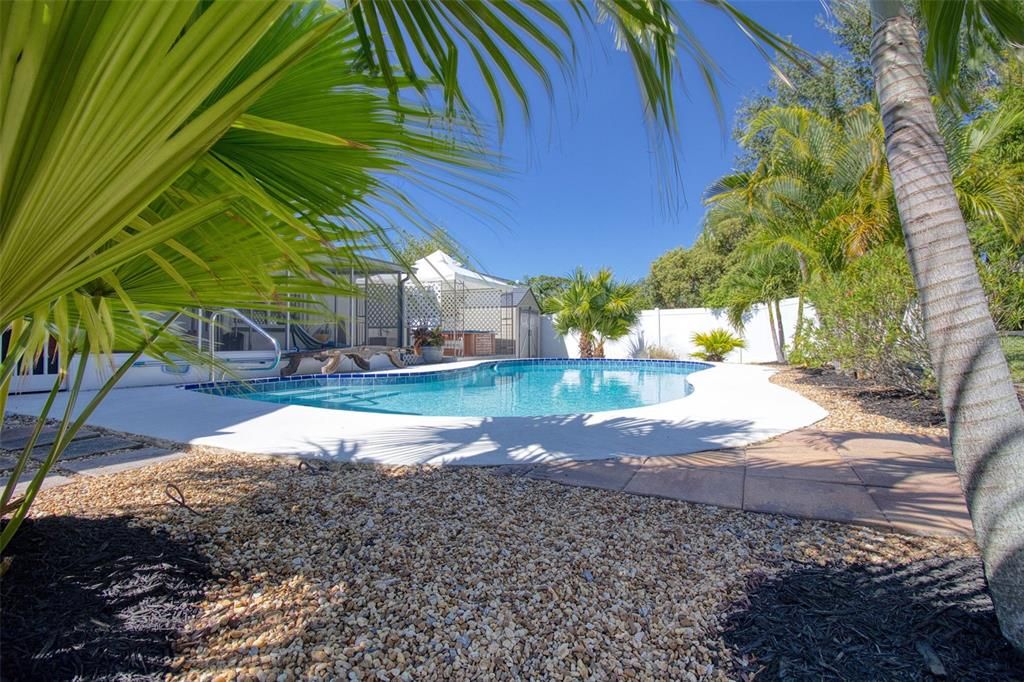 For Sale: $579,000 (3 beds, 2 baths, 1481 Square Feet)