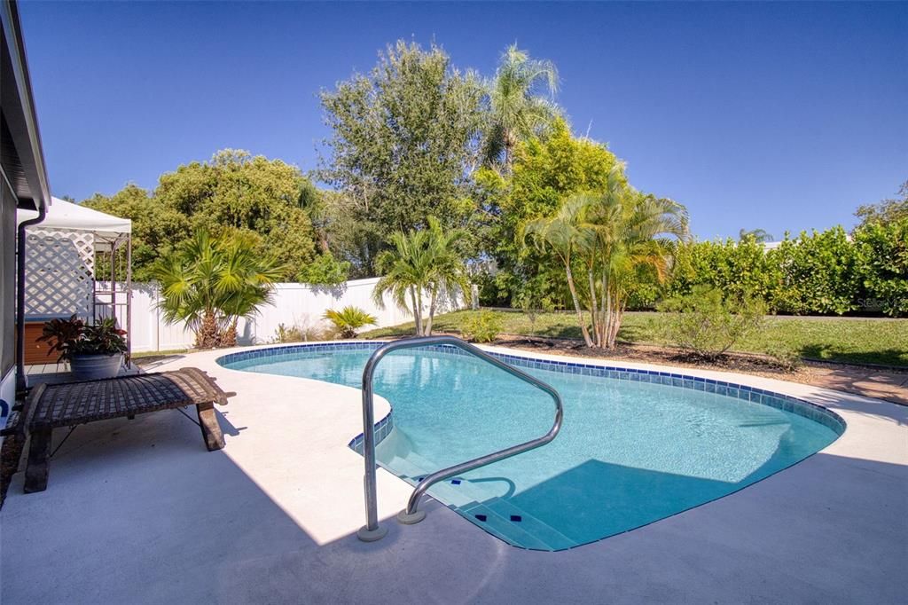 For Sale: $579,000 (3 beds, 2 baths, 1481 Square Feet)