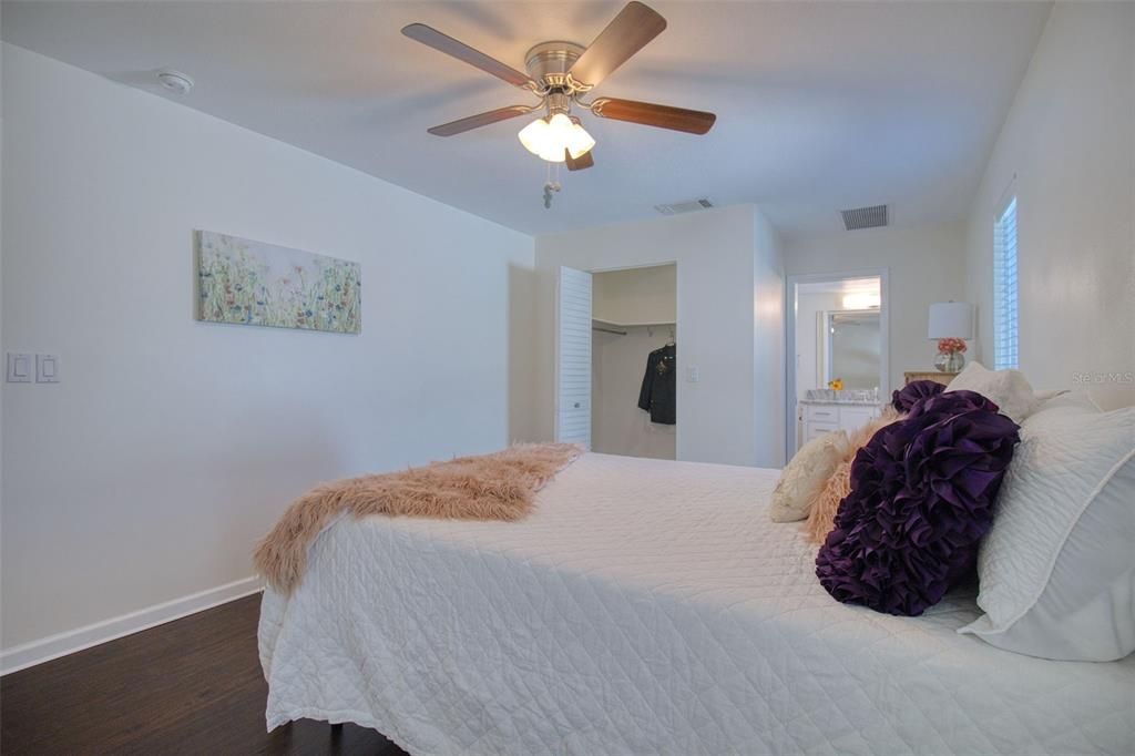 For Sale: $579,000 (3 beds, 2 baths, 1481 Square Feet)