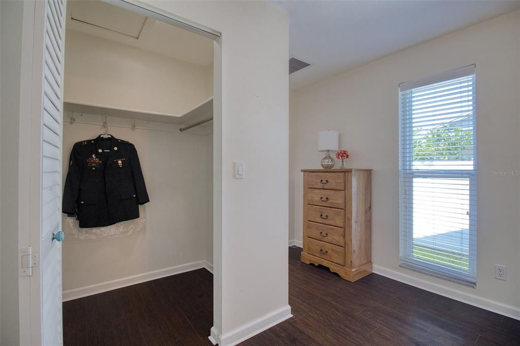 For Sale: $579,000 (3 beds, 2 baths, 1481 Square Feet)