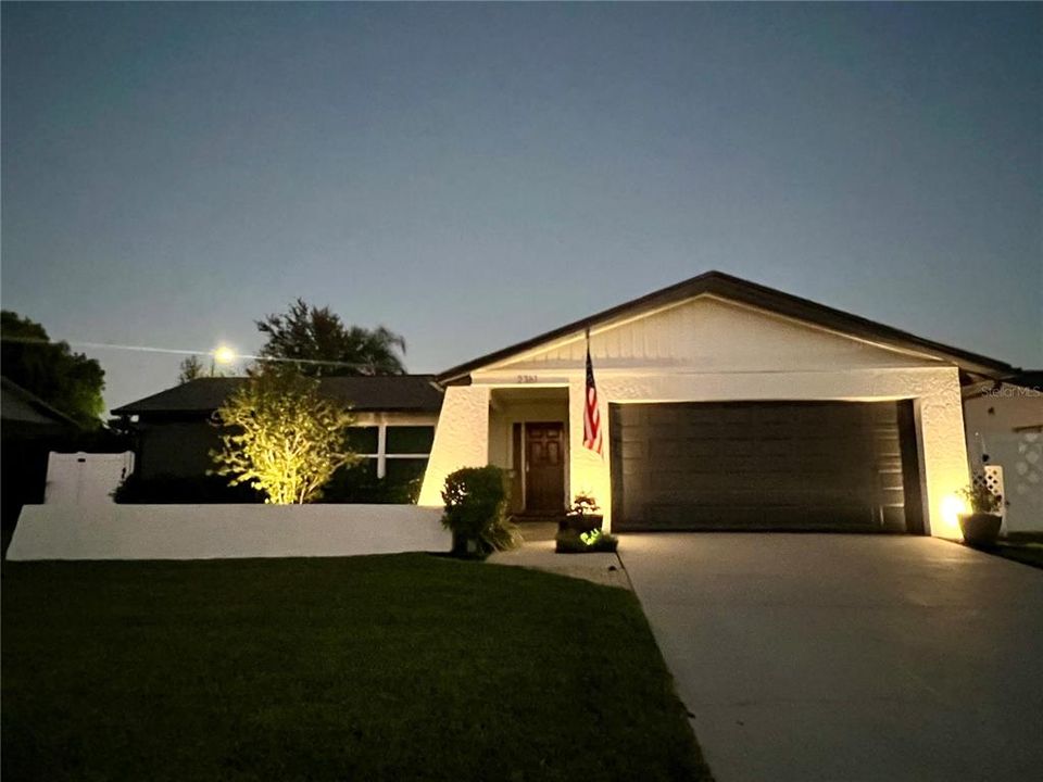 For Sale: $579,000 (3 beds, 2 baths, 1481 Square Feet)