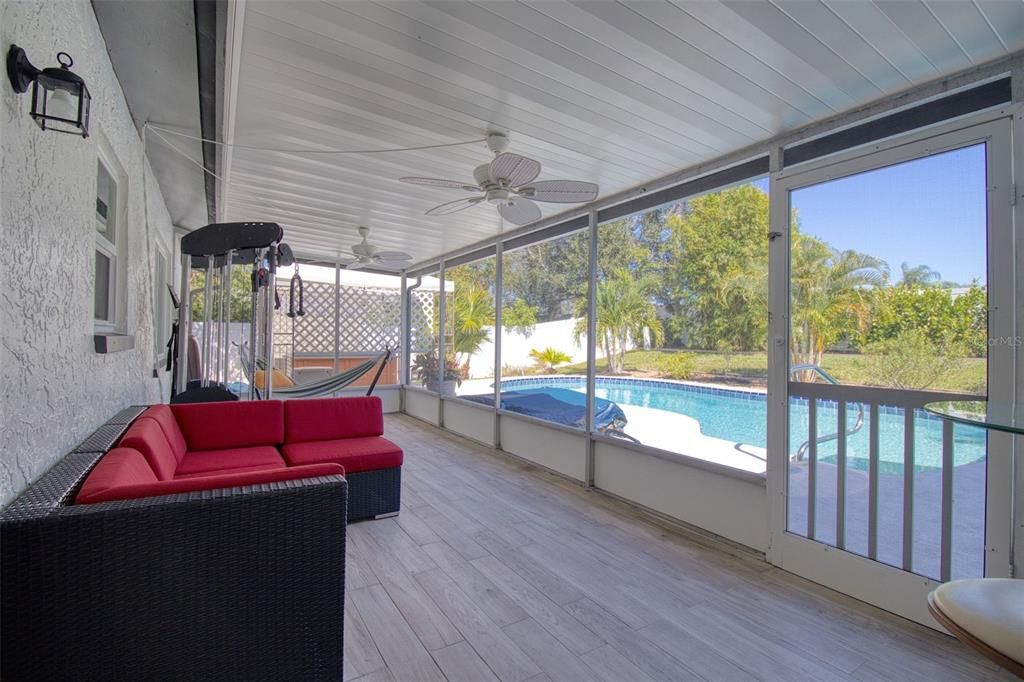 For Sale: $579,000 (3 beds, 2 baths, 1481 Square Feet)