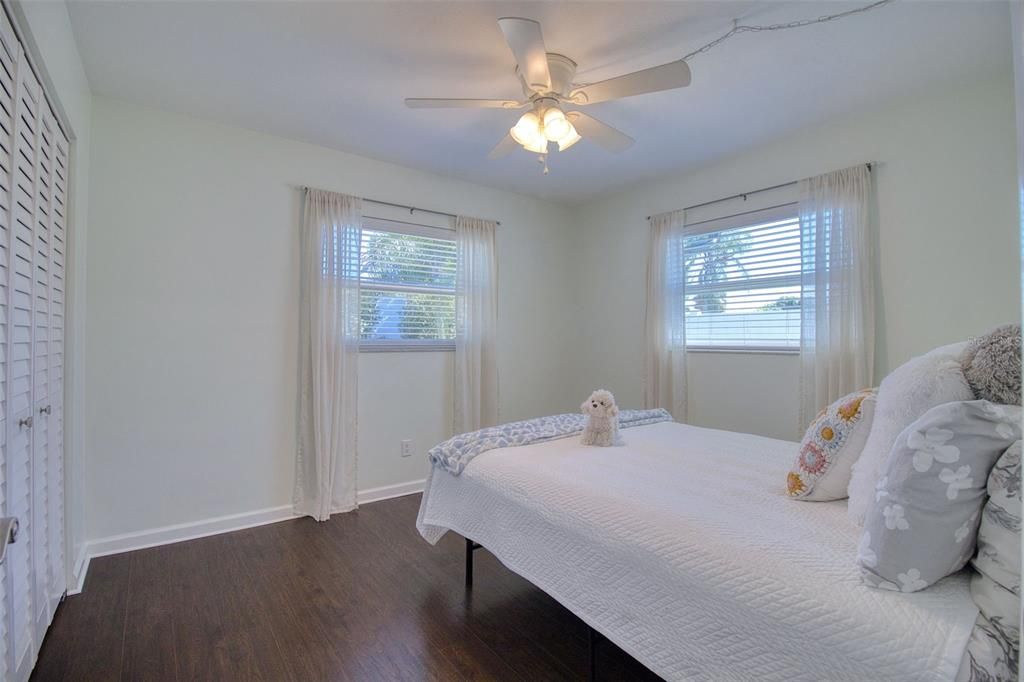 For Sale: $579,000 (3 beds, 2 baths, 1481 Square Feet)