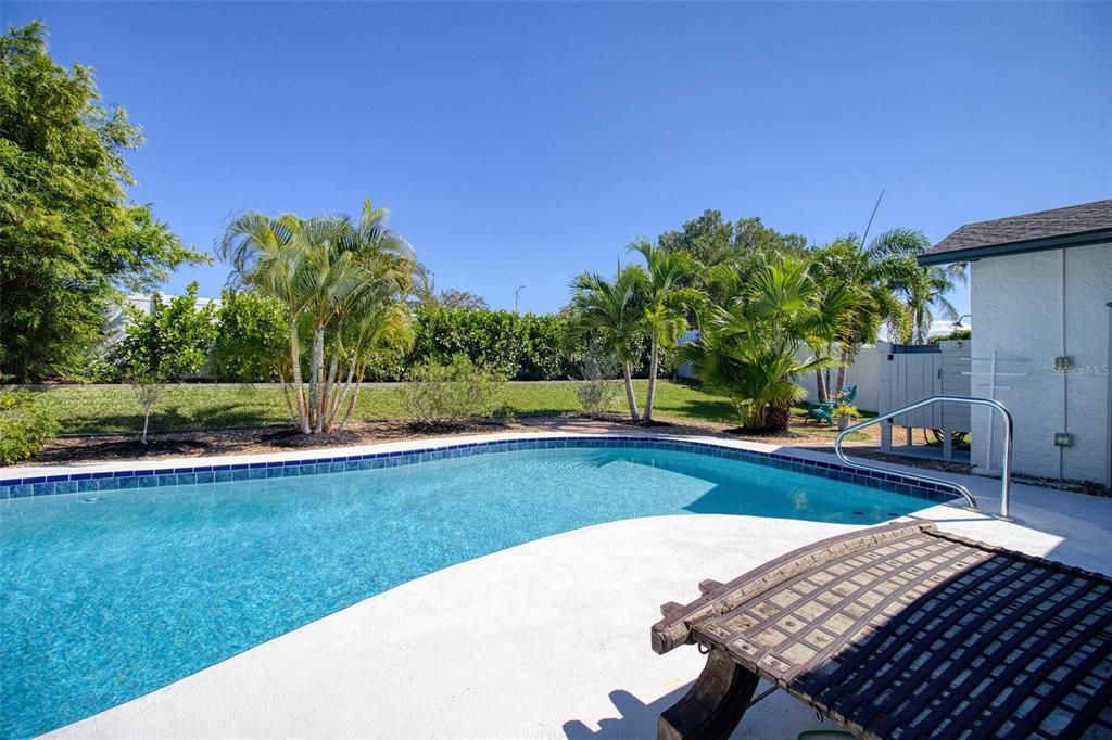 For Sale: $579,000 (3 beds, 2 baths, 1481 Square Feet)